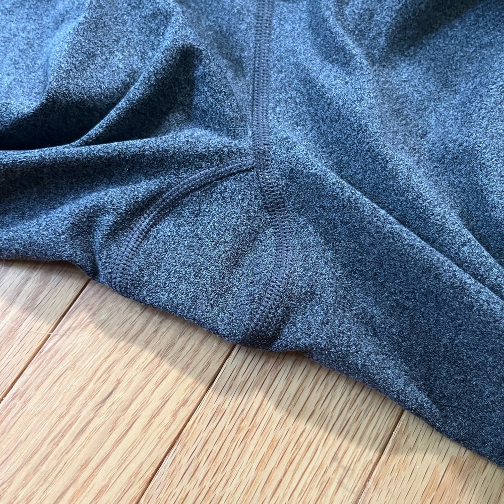 Athleta Salutation Stash Pocket Tight - Picture 5 of 7